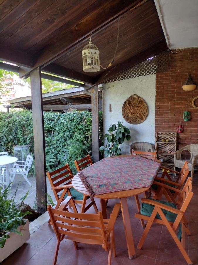 On The Edge Of Town Villa Rom